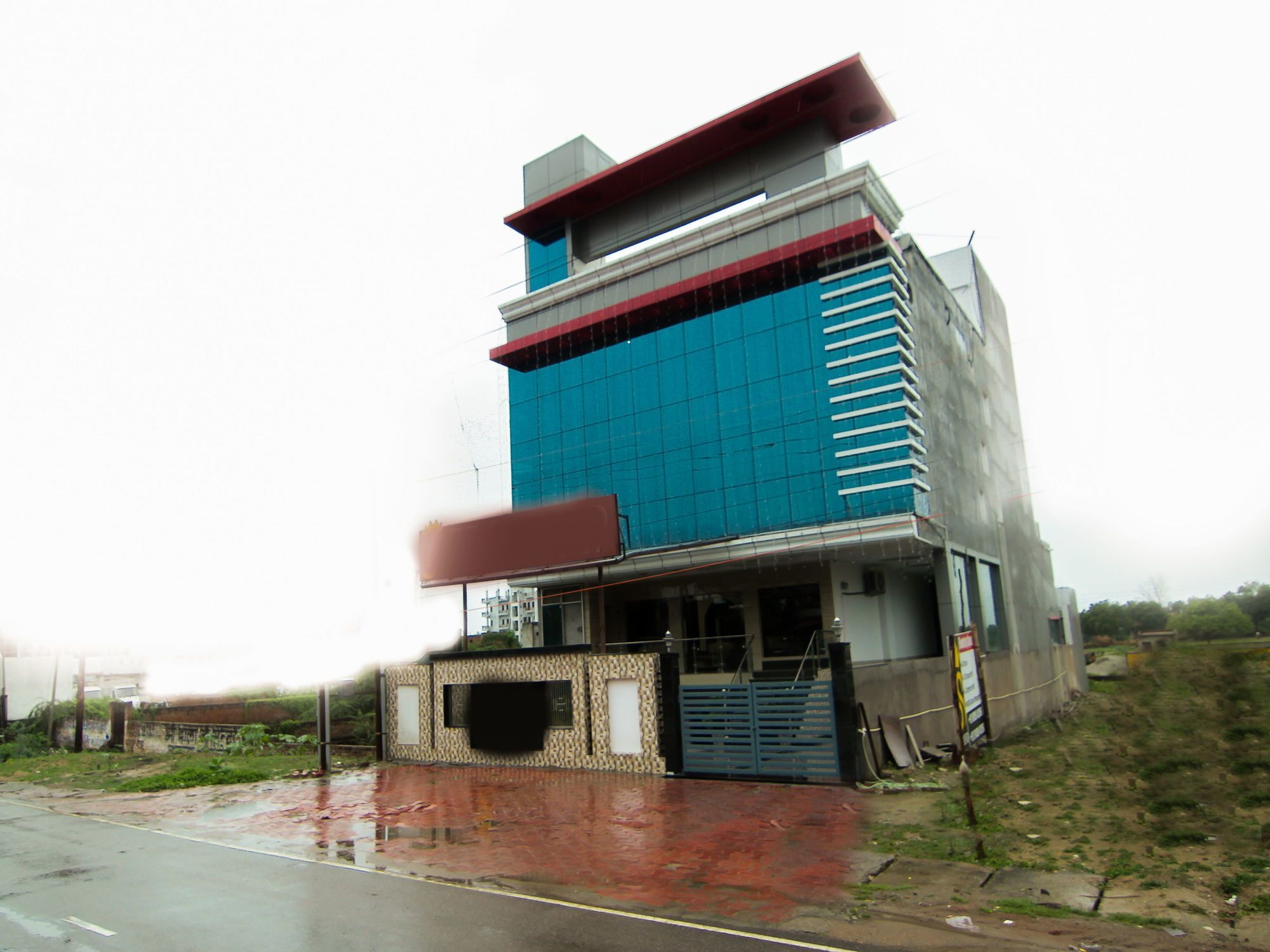 Hotel Ss Grand Лакнау Екстериор снимка
