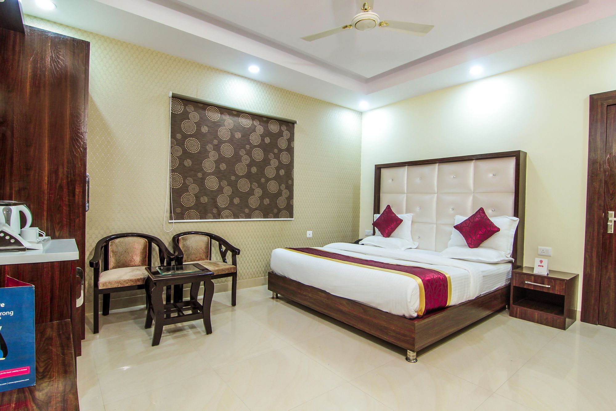 Hotel Ss Grand Лакнау Екстериор снимка